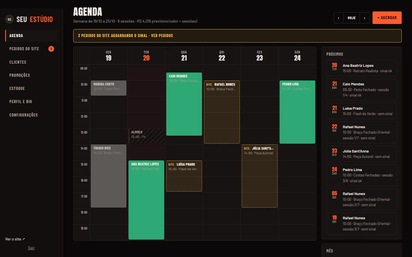 Agenda da semana no painel, com sessões confirmadas, pedidos esperando sinal e o almoço bloqueado